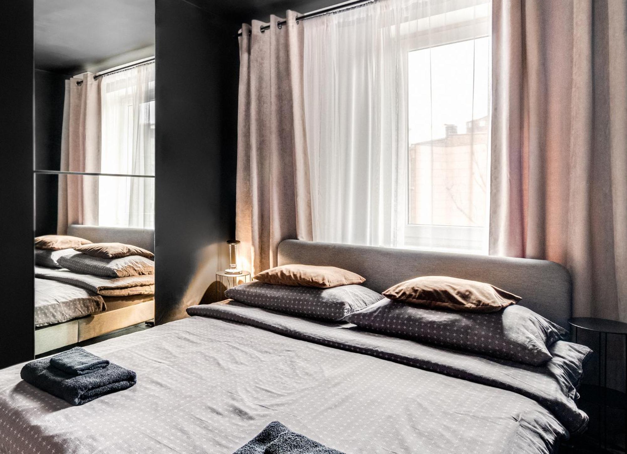Apartment Blacknight - Self Check-in 24h Wroclaw